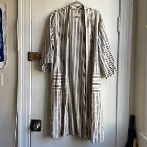 Universal Thread Black and White Striped Kimono